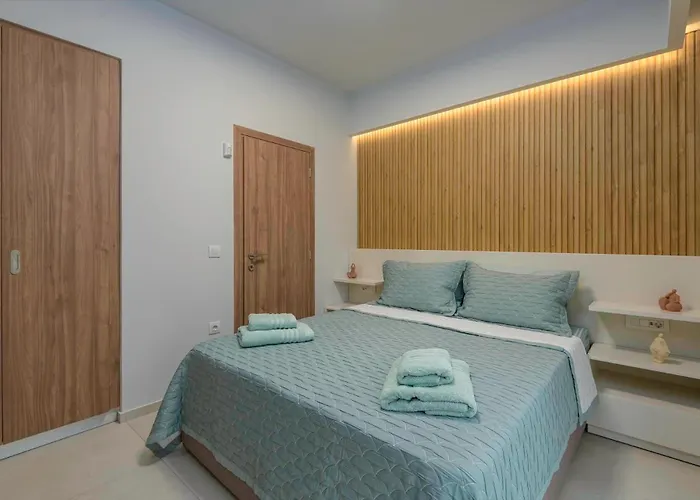 Mouratti New Luxury Garden *