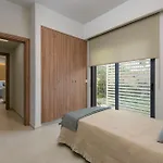 Mouratti New Luxury Garden 公寓 科斯镇