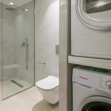 Mouratti New Luxury Garden Apartment