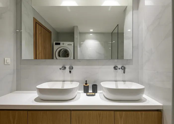 Mouratti New Luxury Garden *