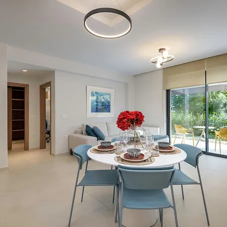 Apartament Mouratti New Luxury Garden *