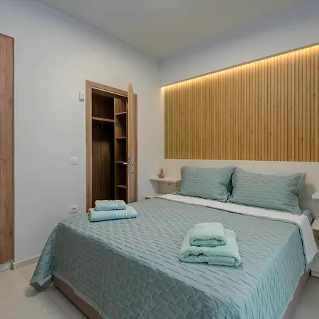 Mouratti New Luxury Garden Appartement