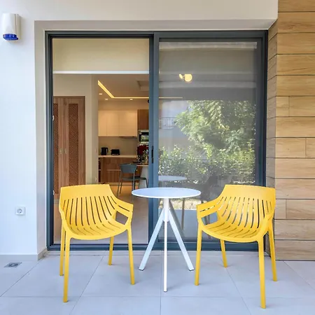 Mouratti New Luxury Garden Appartement